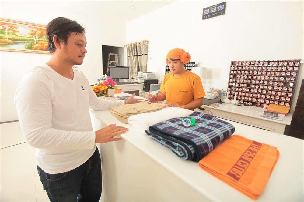 Capsule Hostel Patong Eksteriør bilde